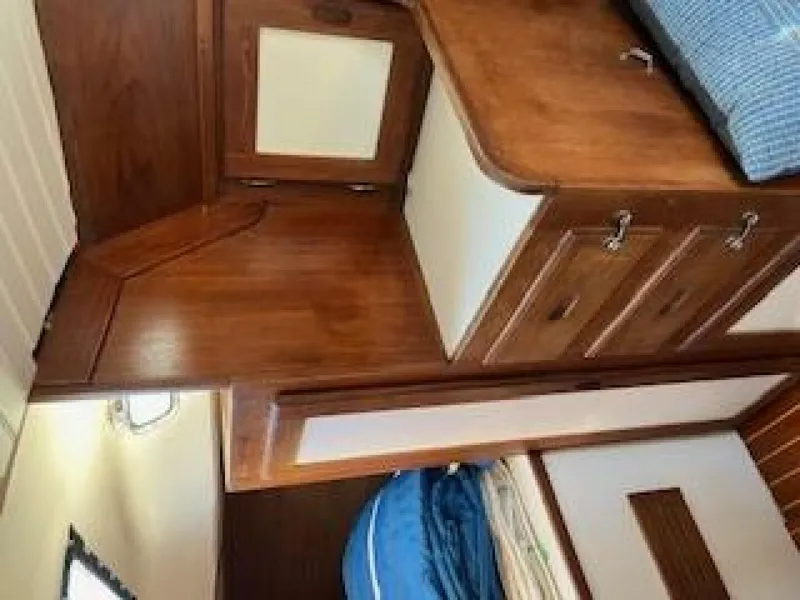 Slide: The Image of Peterson 34 1979 - 5061253