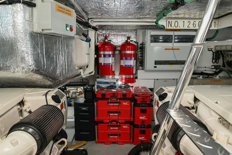 Slide: The Image of Sunseeker Predator 68 2015 - 5061268