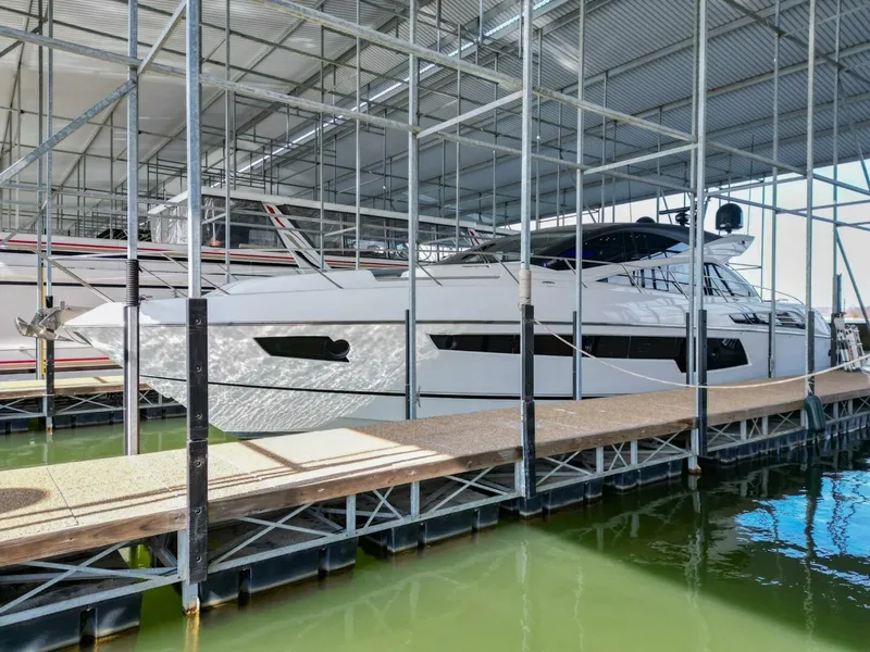 The Image of Sunseeker Predator 68 2015 - 5061264