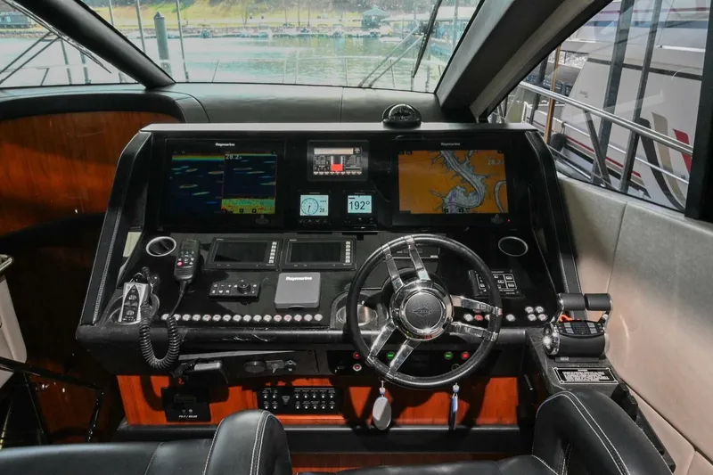 Slide: The Image of Sunseeker Predator 68 2015 - 5061271