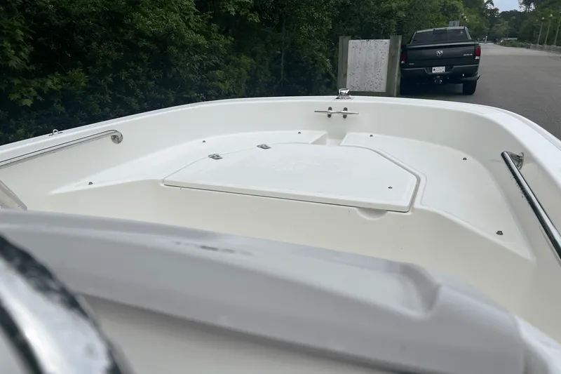 Slide: The Image of Boston Whaler 130 SUPER SPORT 2021 - 6
