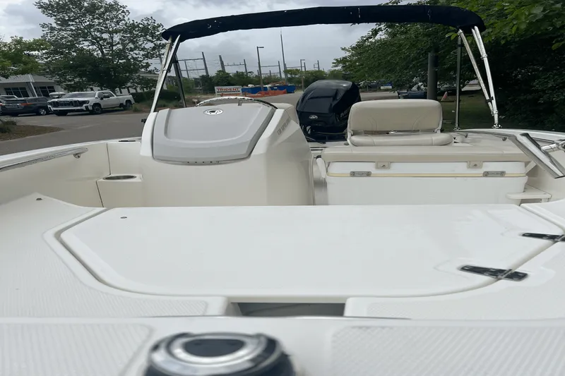 Slide: The Image of Boston Whaler 130 SUPER SPORT 2021 - 7