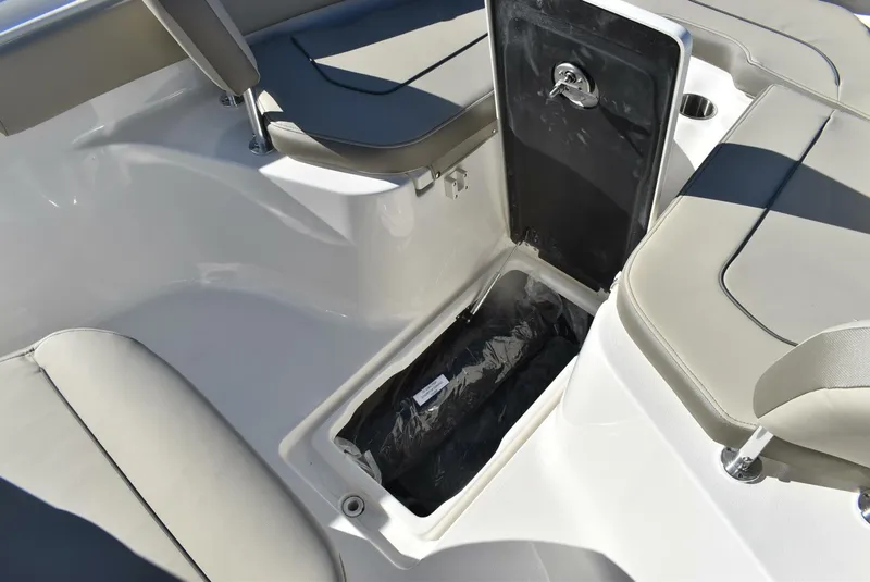 Slide: The Image of Key West 239FS 2024 - 5063364