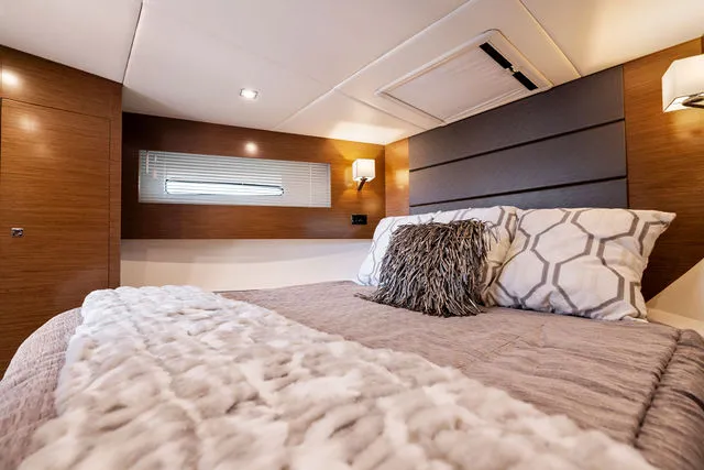 Slide: The Image of Cruisers 42 Cantius 2018 - 25
