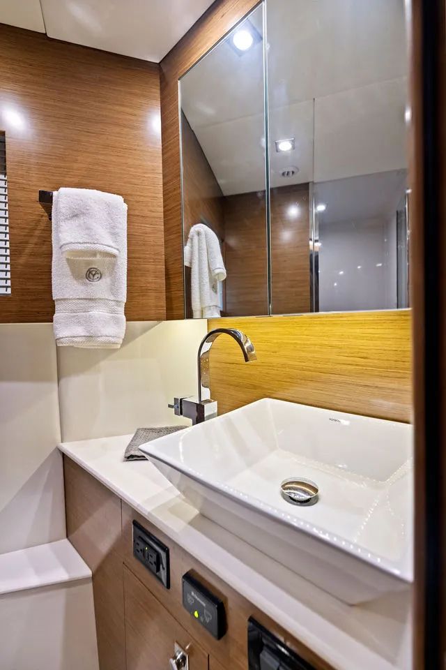 Slide: The Image of Cruisers 42 Cantius 2018 - 32