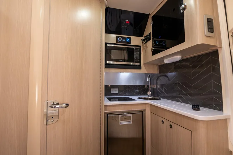 Slide: The Image of Scout 400 LXF 2026 - 5063461