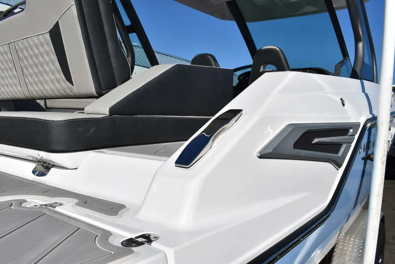 Slide: The Image of Monterey 27 Elite OB 2025 - 5063709