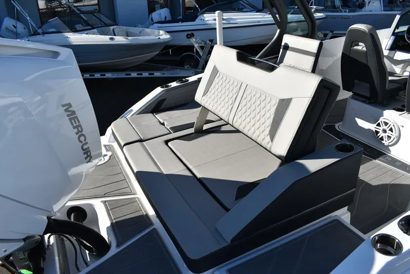 Slide: The Image of Monterey 27 Elite OB 2025 - 5063718