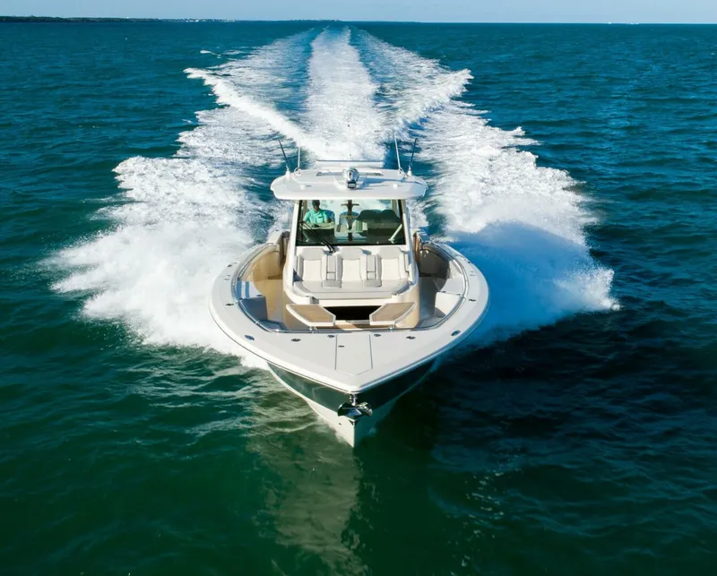 Slide: The Image of Scout 530 LXF 2026 - 5063916