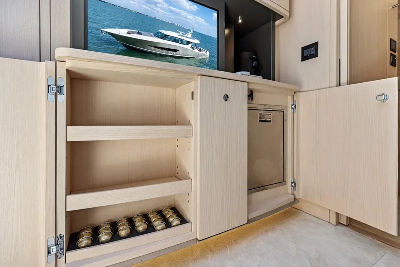 Slide: The Image of Scout 670 LXS 2026 - 5355280