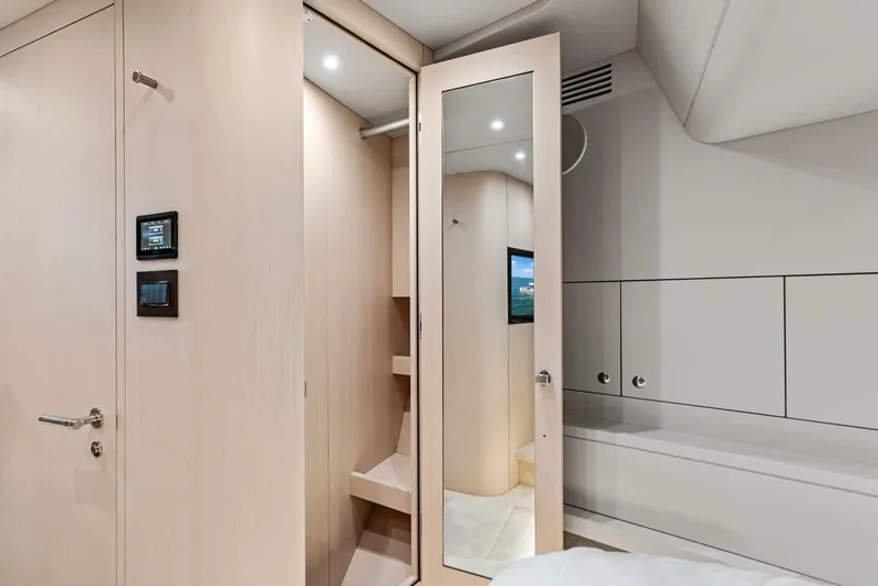 Slide: The Image of Scout 670 LXS 2026 - 5355290