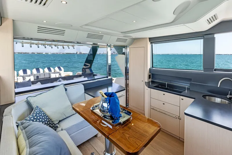 Slide: The Image of Scout 670 LXS 2026 - 5355292