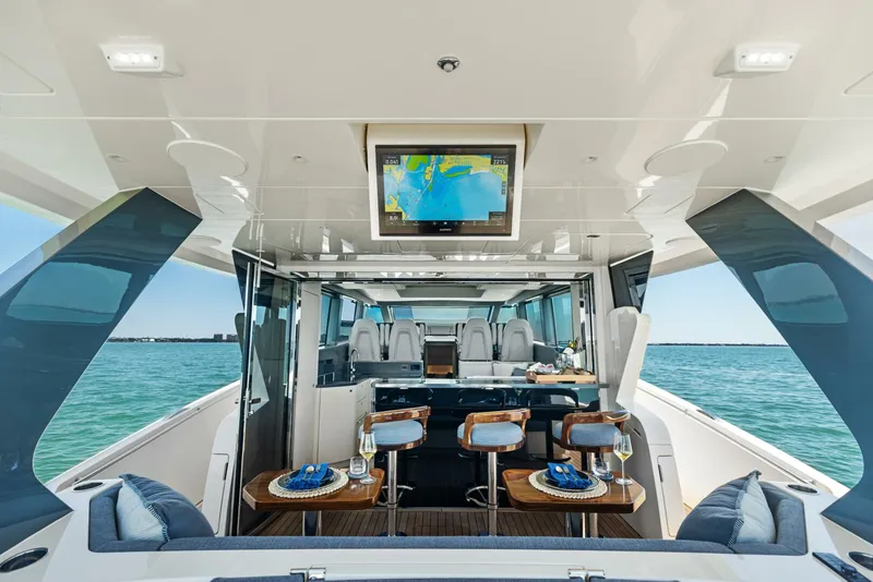 Slide: The Image of Scout 670 LXS 2026 - 5355300