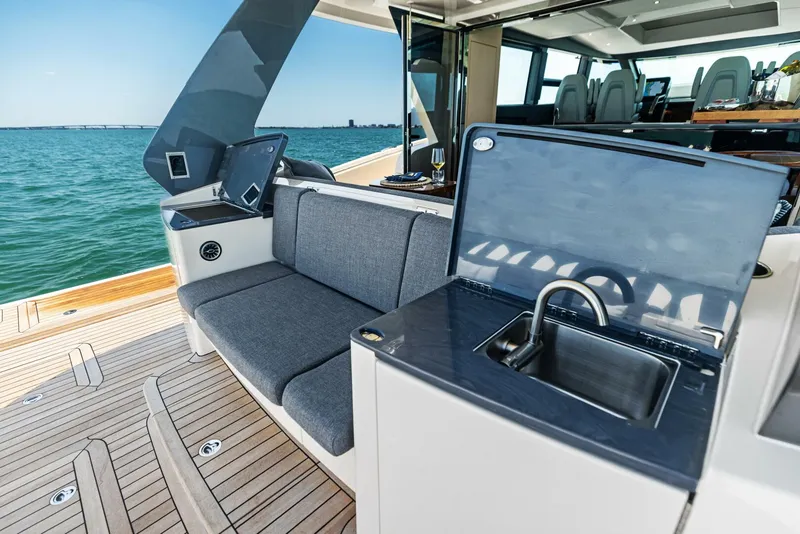 Slide: The Image of Scout 670 LXS 2026 - 5355301