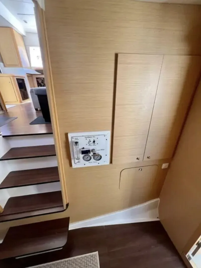 Slide: The Image of Lagoon 40 2012 - 5064258