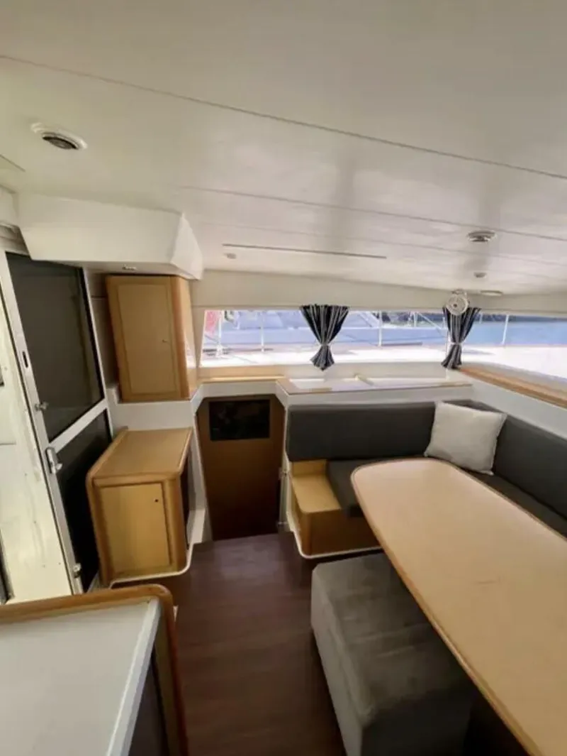 Slide: The Image of Lagoon 40 2012 - 5064259