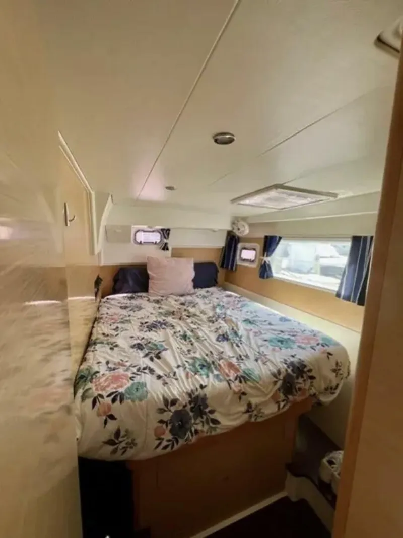 Slide: The Image of Lagoon 40 2012 - 5064279