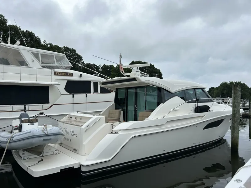 Slide: The Image of Tiara C44 Coupe 2015 - 5467809