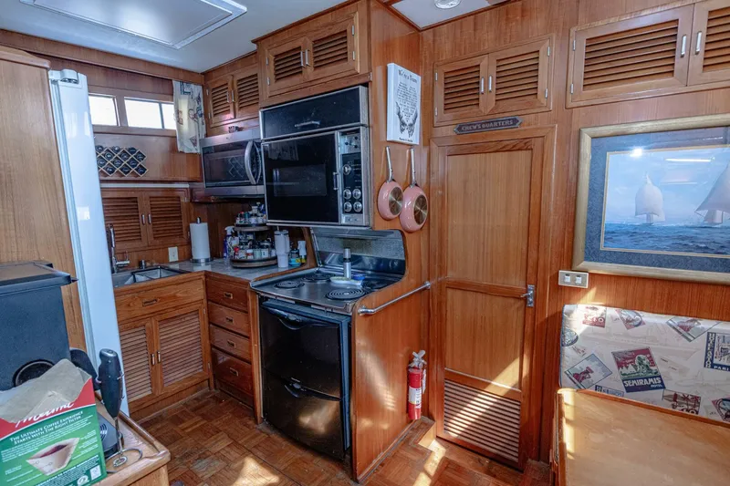 Slide: The Image of Jefferson Marquessa 1987 - 5086097