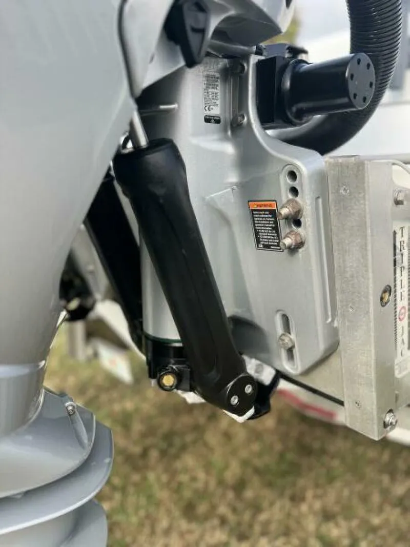 Slide: The Image of Yellowfin 36 Offshore 2019 - 5067381