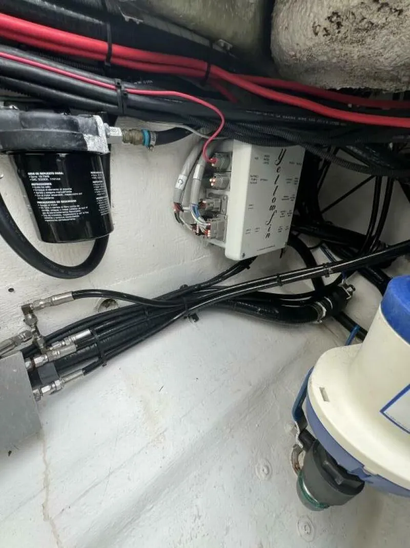 Slide: The Image of Yellowfin 36 Offshore 2019 - 5067430