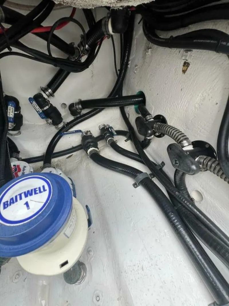 Slide: The Image of Yellowfin 36 Offshore 2019 - 5067433