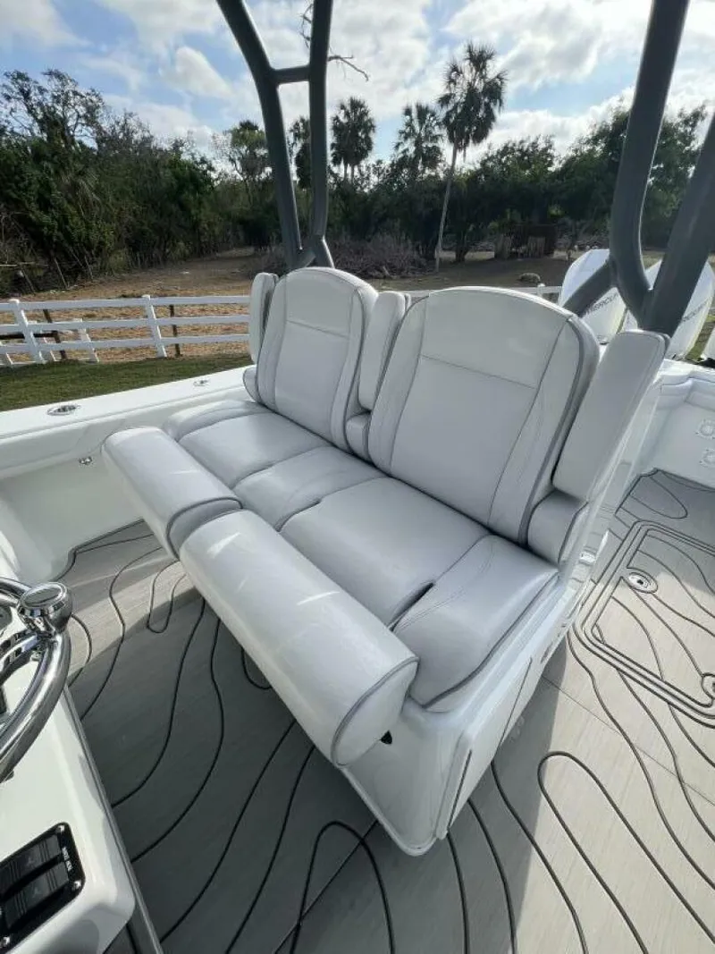 Slide: The Image of Yellowfin 36 Offshore 2019 - 5067504