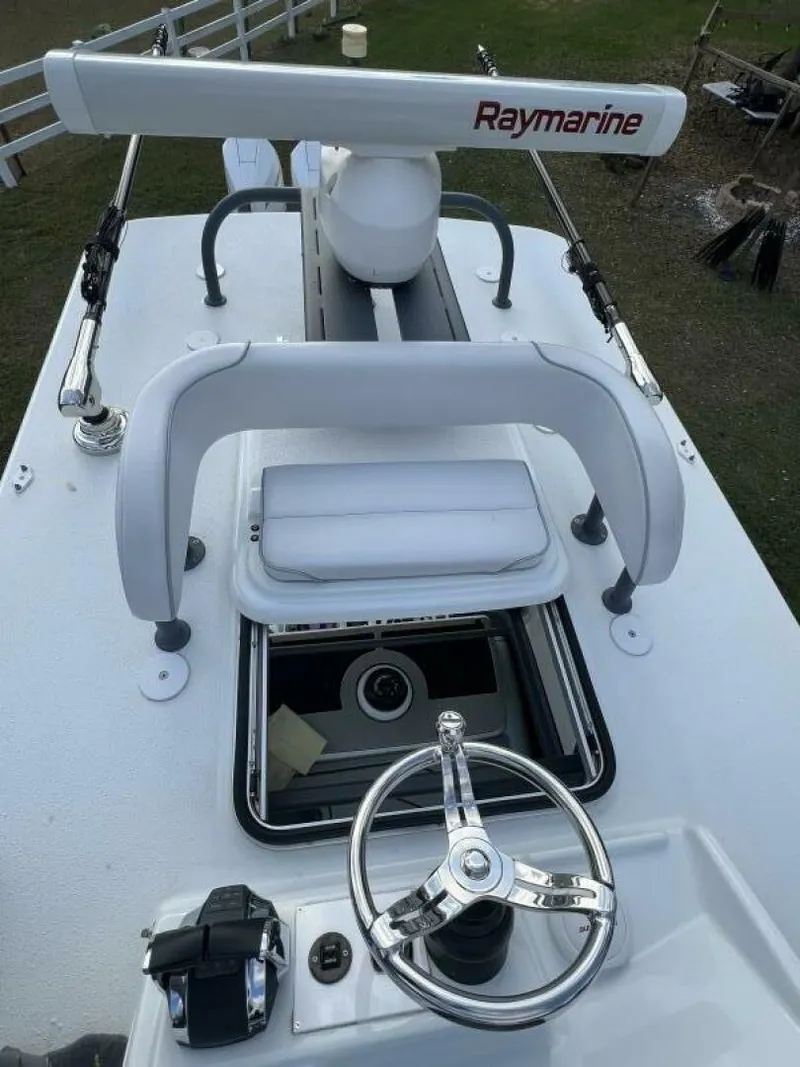 Slide: The Image of Yellowfin 36 Offshore 2019 - 5067516