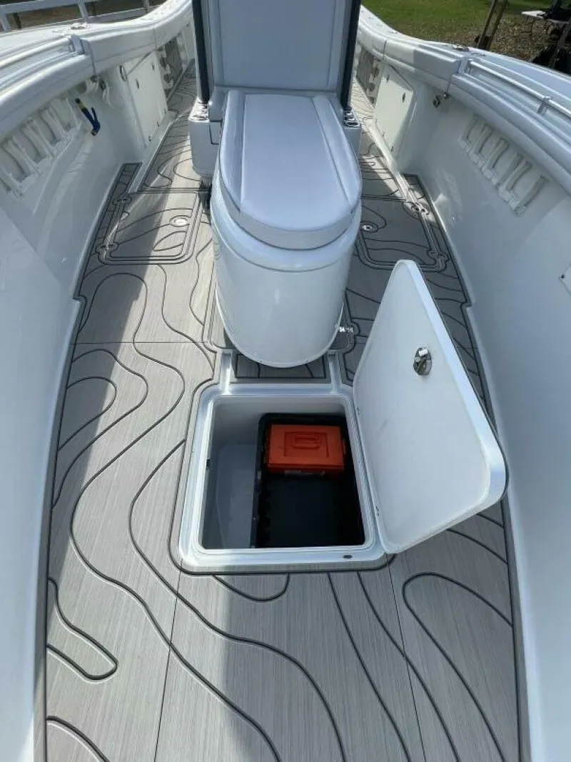 Slide: The Image of Yellowfin 36 Offshore 2019 - 5067535