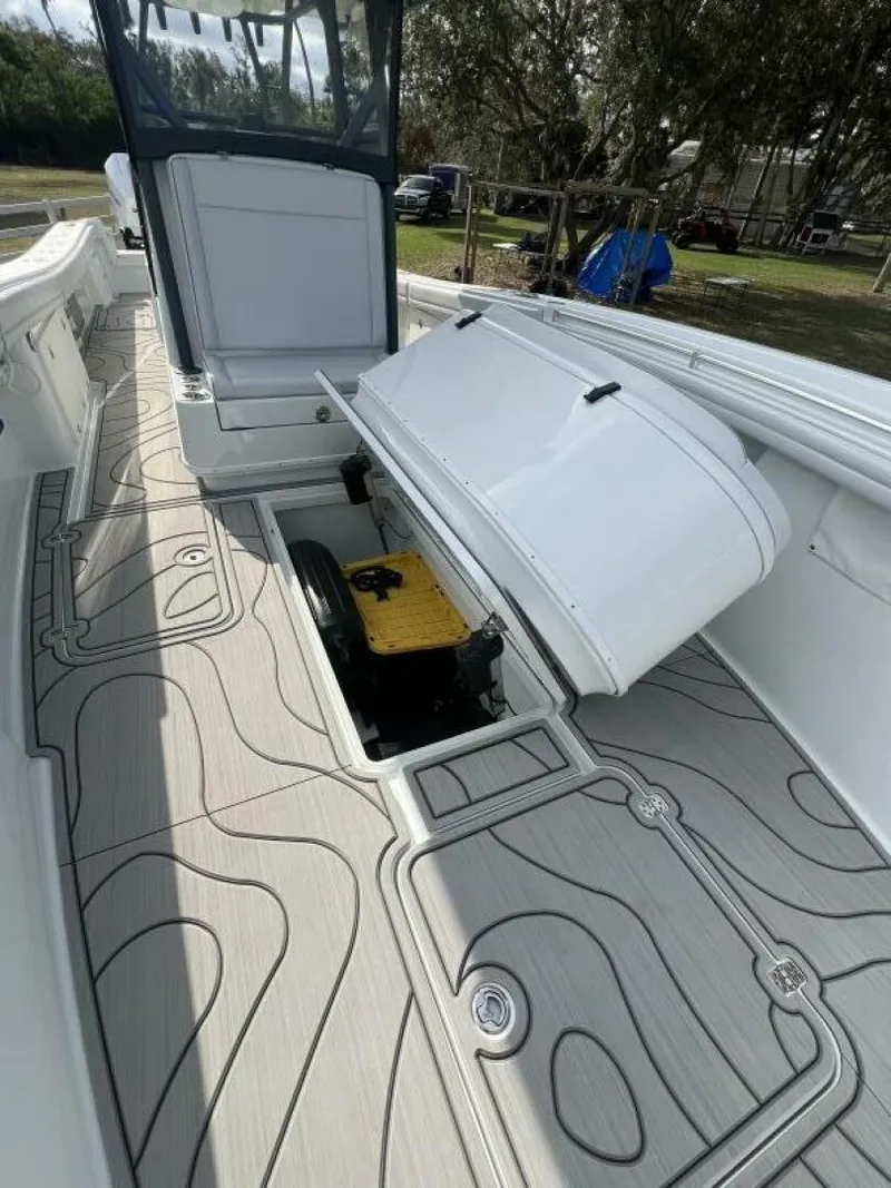 Slide: The Image of Yellowfin 36 Offshore 2019 - 5067539