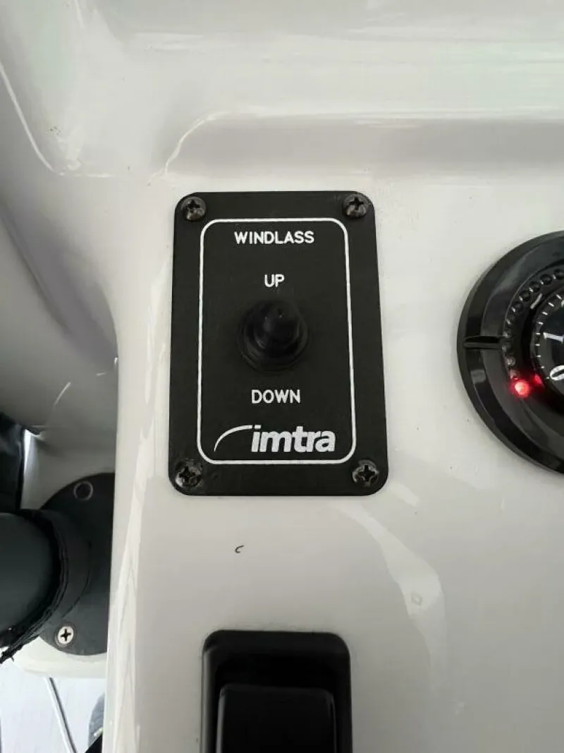 Slide: The Image of Yellowfin 36 Offshore 2019 - 5067546