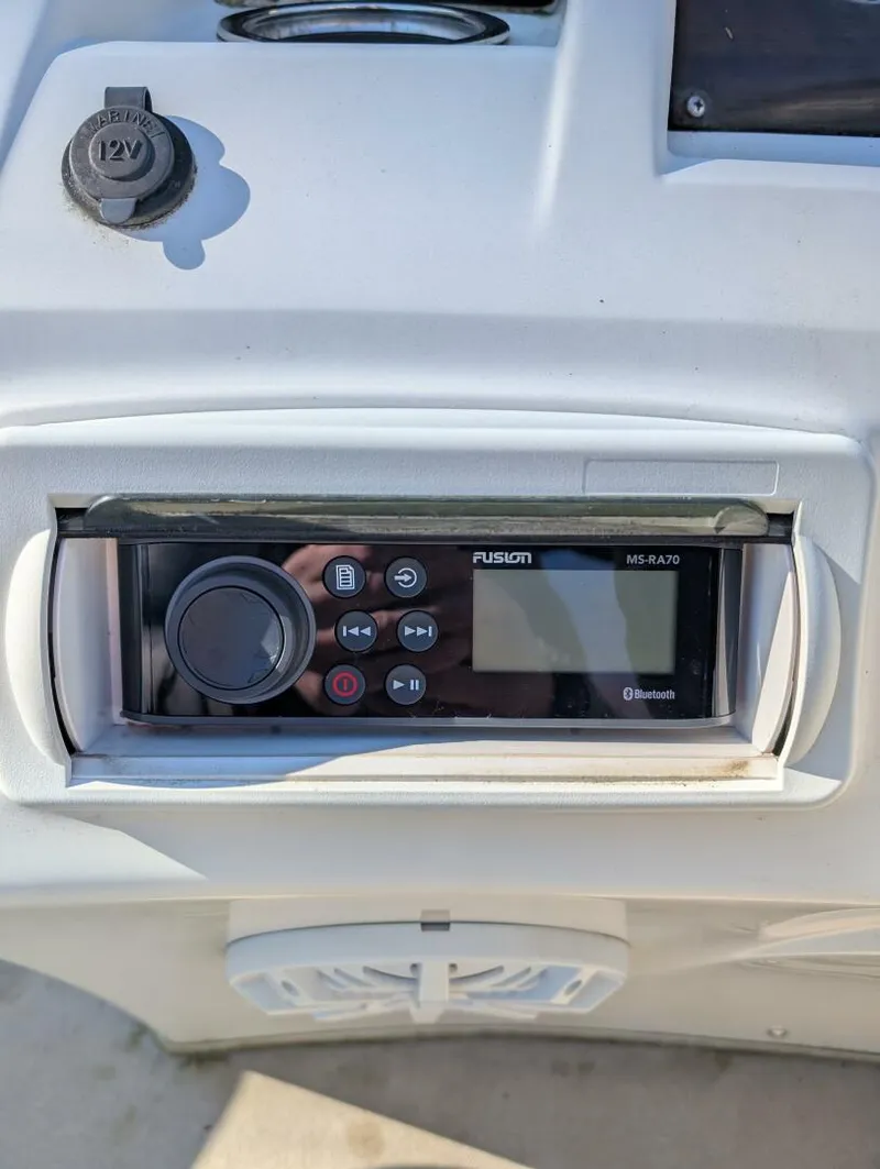 Slide: The Image of Bennington 21 SLX 2014 - 5068670