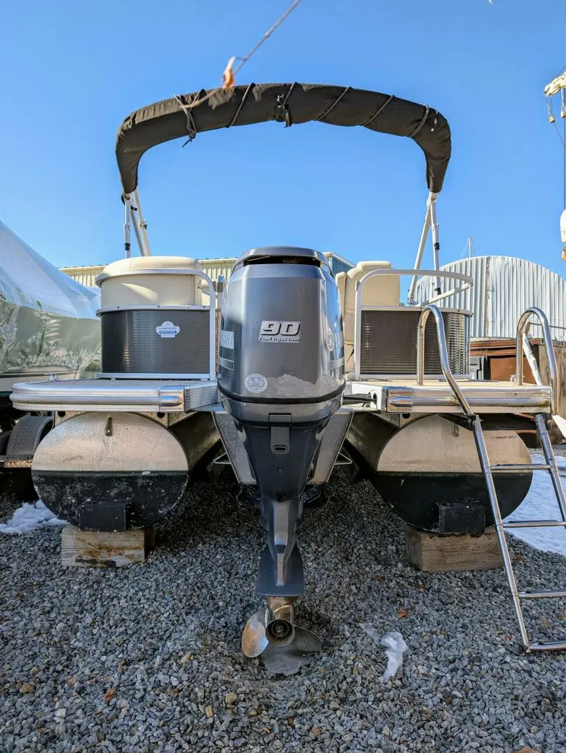 Slide: The Image of Bennington 21 SLX 2014 - 5068719