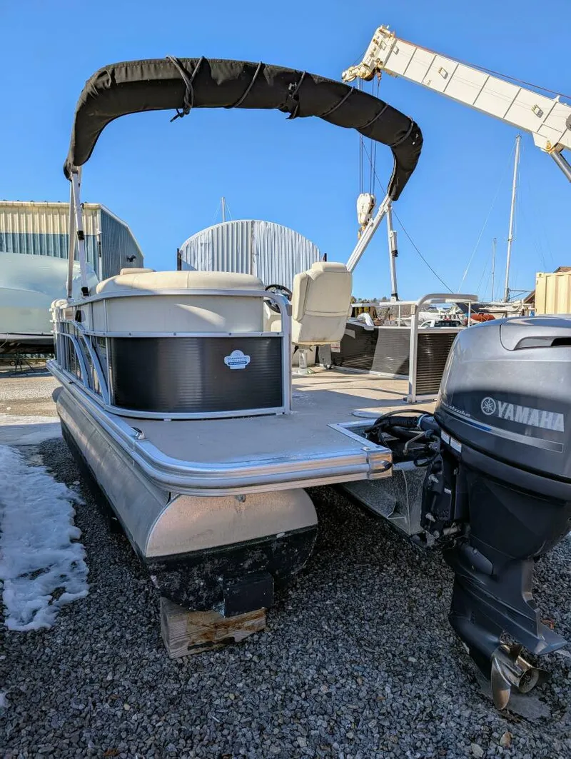 Slide: The Image of Bennington 21 SLX 2014 - 5068705