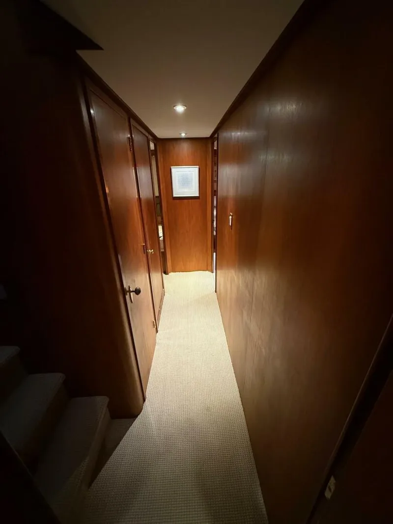 Slide: The Image of Burger Raised Pilothouse 1972 - 5069759