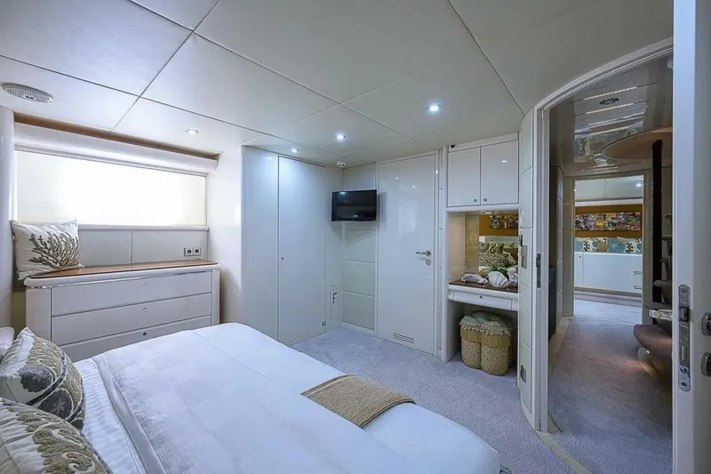 Slide: The Image of DMB Danube Motor Yacht 2005 - 5070502