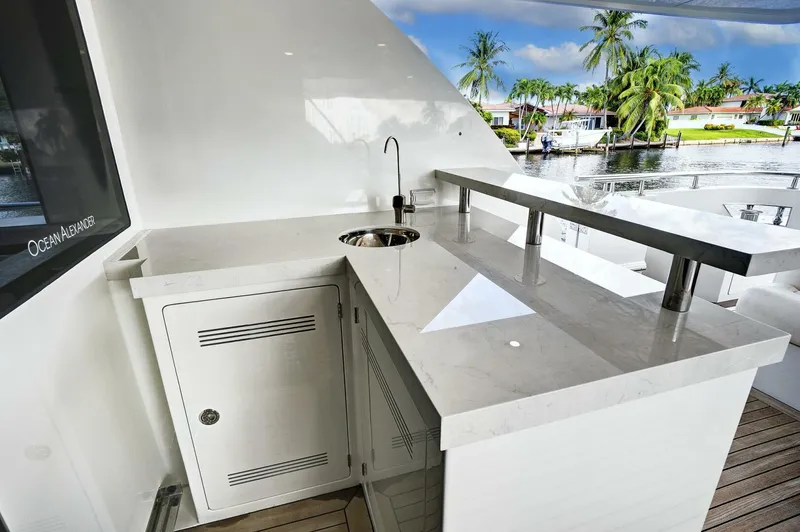 Slide: The Image of Ocean Alexander 85 E 2016 - 5070775