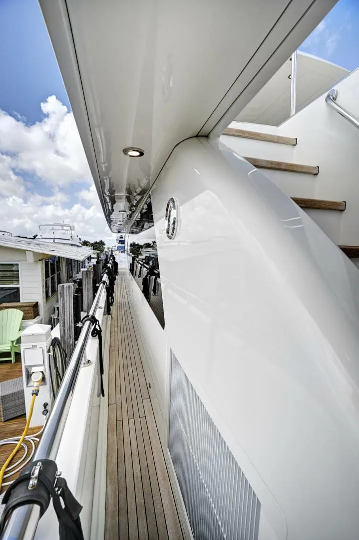 Slide: The Image of Ocean Alexander 85 E 2016 - 5070782