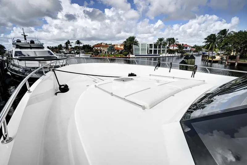 Slide: The Image of Ocean Alexander 85 E 2016 - 5070783