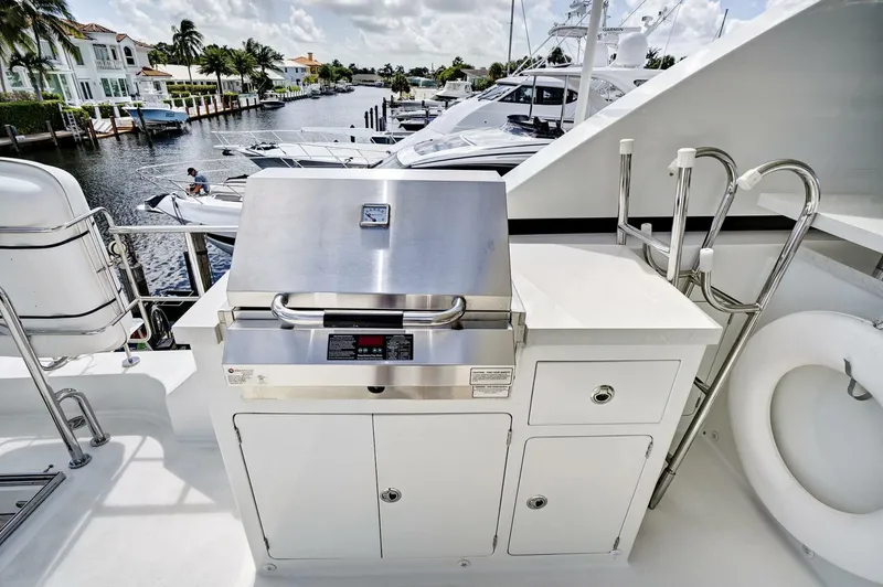 Slide: The Image of Ocean Alexander 85 E 2016 - 5070794