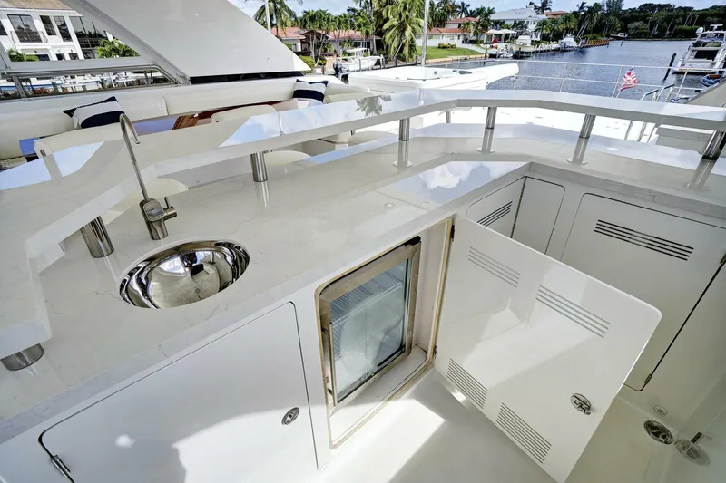 Slide: The Image of Ocean Alexander 85 E 2016 - 5070798