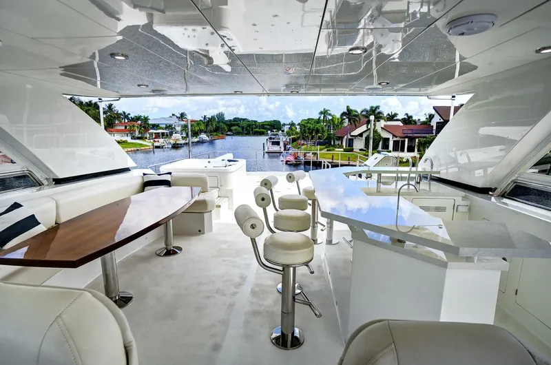 Slide: The Image of Ocean Alexander 85 E 2016 - 5070800