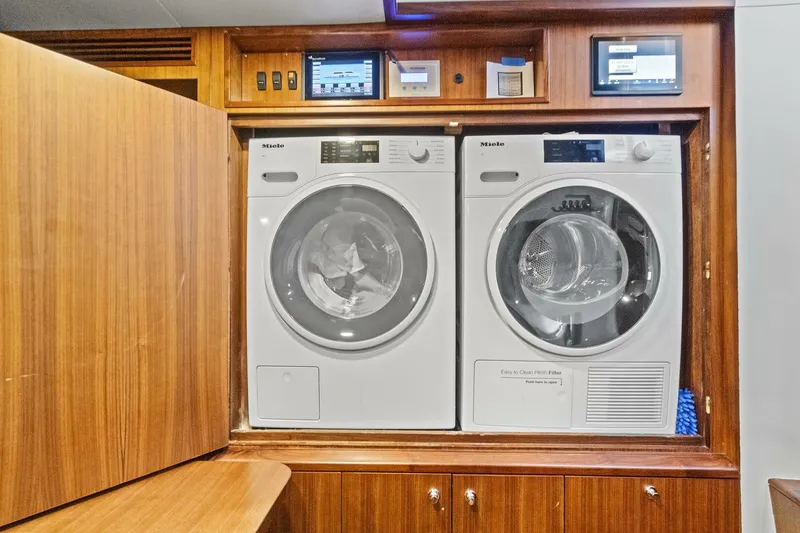 Slide: The Image of Ocean Alexander 85 E 2016 - 5070803