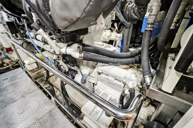 Slide: The Image of Ocean Alexander 85 E 2016 - 5070811