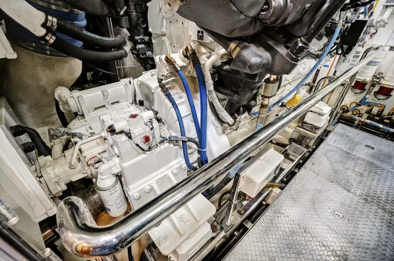 Slide: The Image of Ocean Alexander 85 E 2016 - 5070812