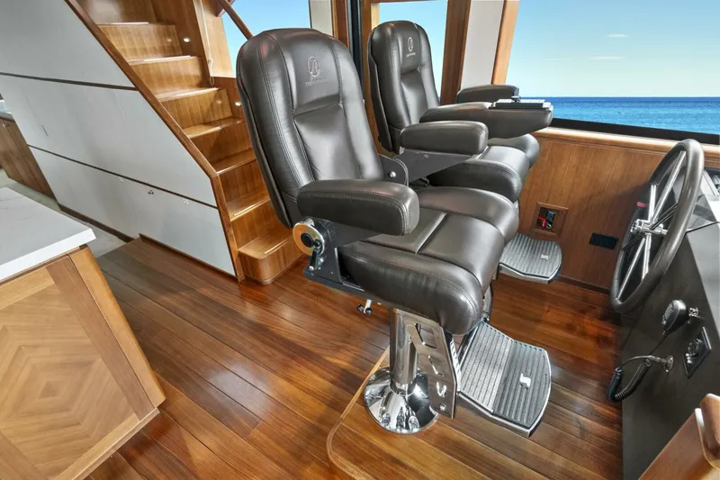 Slide: The Image of Ocean Alexander 85 E 2016 - 5070689