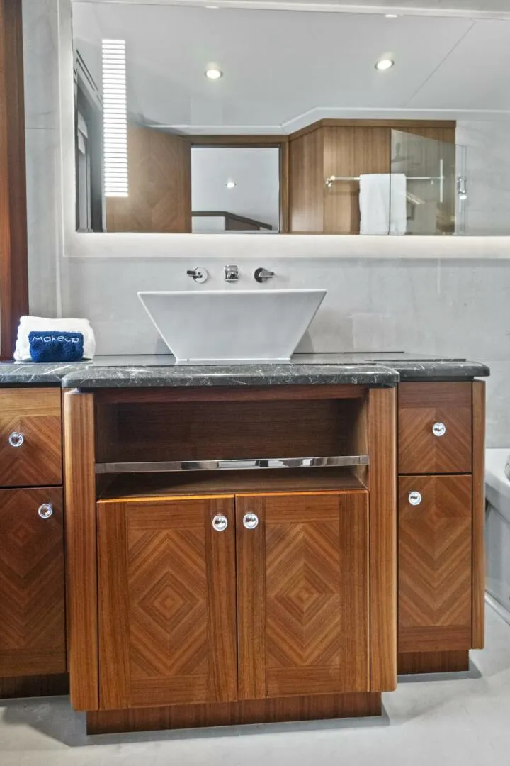 Slide: The Image of Ocean Alexander 85 E 2016 - 5070697