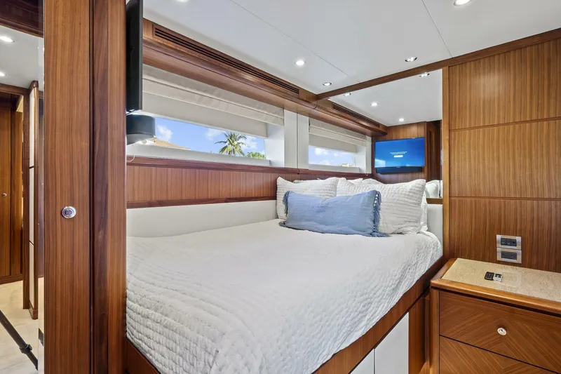 Slide: The Image of Ocean Alexander 85 E 2016 - 5070705