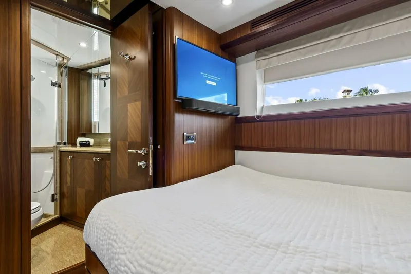 Slide: The Image of Ocean Alexander 85 E 2016 - 5070709