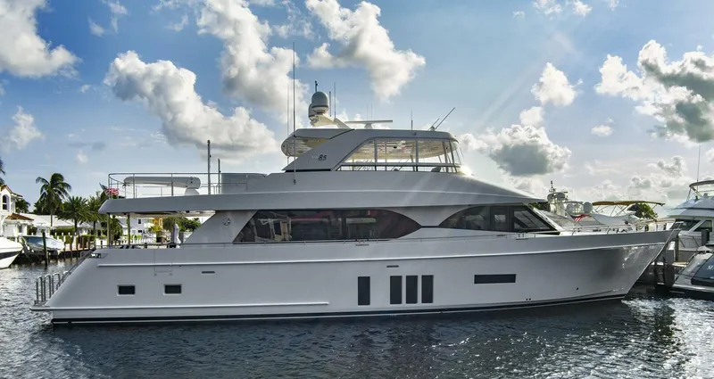 Slide: The Image of Ocean Alexander 85 E 2016 - 5070656